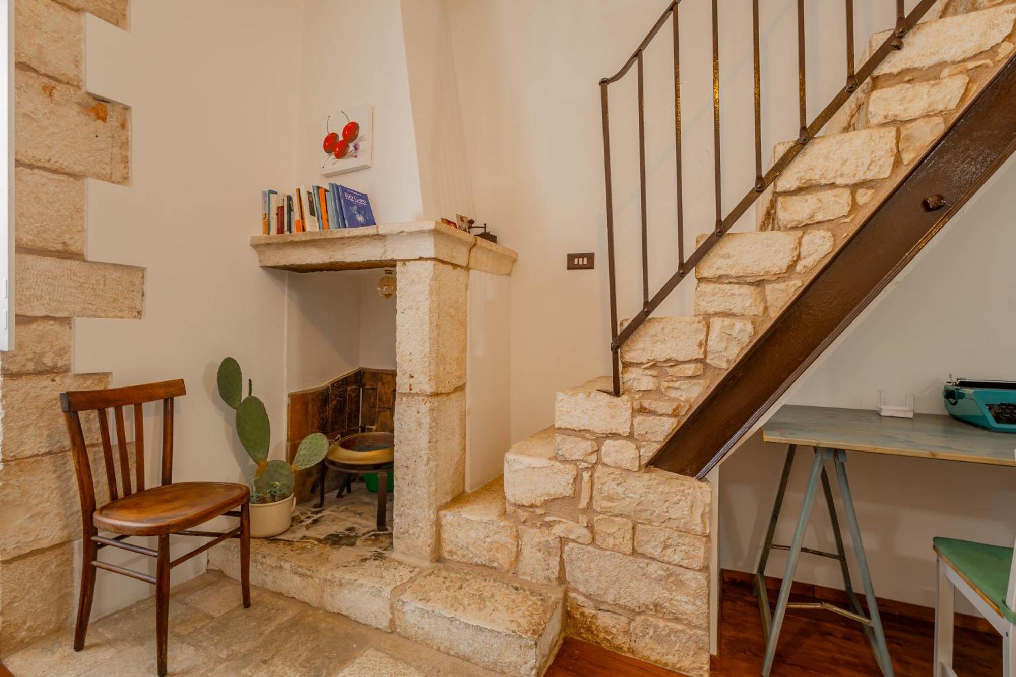 Antiche Mura Apartments "Nel Cuore Della Puglia"Bivani, Cucina, Terrazzo 투리 외부 사진