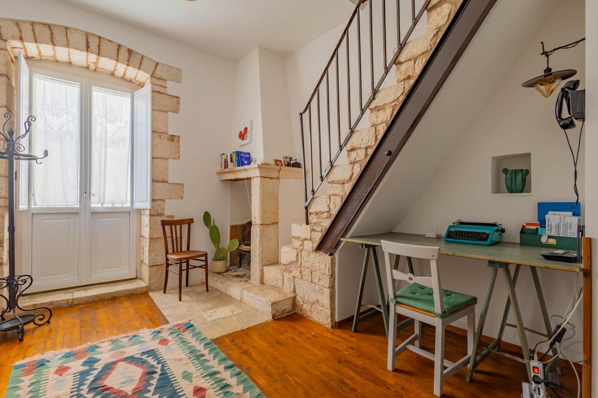 Antiche Mura Apartments "Nel Cuore Della Puglia"Bivani, Cucina, Terrazzo 투리 외부 사진